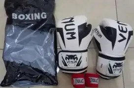Satu set gloves handwrap anak
