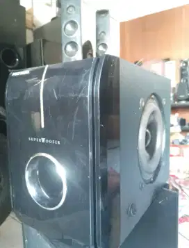 Polytron Aktif subwoofer 6 in, Home Theater 3.1, full ori, box utuh