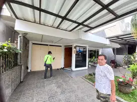 Dijual Rumah di Jalan Candi Trowulan Malang