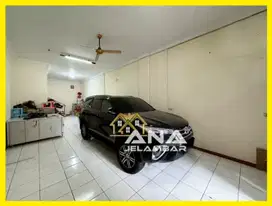 ANA RUMAH UK 5X20M DI JALAN RAYA JELAMBAR ra