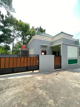 Rumah siap huni, desain istimewa, spek mewah