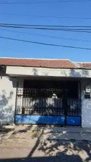Rumah Wiyung Indah, Nyaman, Modern, Hook Full Kitchenset Surabaya