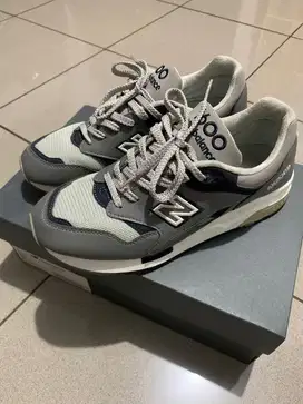 New Balance 1600 Grey