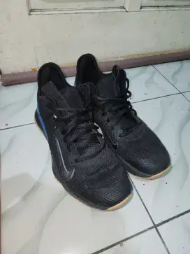SECOND NEGO SEPATU BASKET NIKE LEBRON WITNESS 4 HYPER COBALT