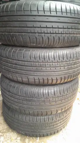 Ban copotan acclera phi-R 205/55 R15 90%..4pcs