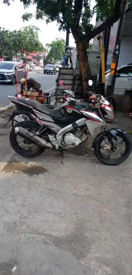 Vixion 2014,cbr,fu,supra,mesin sangat halus sekali