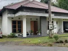 RUMAH MEWAH DEKAT KOTA MAGELANG 1200M DI PANCURANMAS MAGELANG