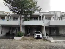 Dijual Villa SHM Di Komplek Givency One Type Chelsea