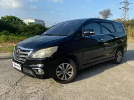 Pajak Panjang Toyota Kijang Innova 2.5 V Solar-AT 2015 Hitam LZC