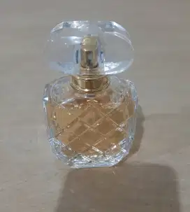 Perfume wanita aroma lembut elegant