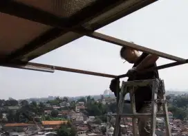 Tukang las panggilan