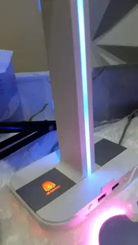 Headset Stand Digital Alliance T Stand with RGB and Slot USB Hub White