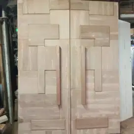 Menerima pesanan pembuatan kusen pintu  jendela dll