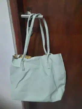 Tas wanita merche