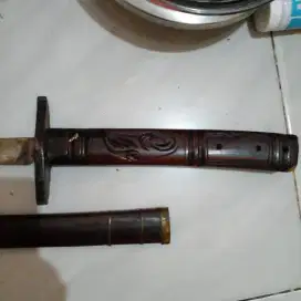 Pedang djadul ukiran