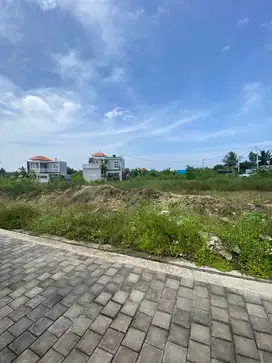 Tanah 110 m2 Zona Kuning di Munggu for SALE