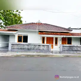 rumah sangat strategis sorowajan selatan ambarukmo plasa