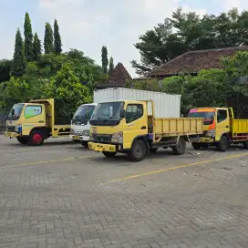 Sewa truk cde cdd fuso tronton trailer harian bulanan tahunan