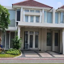 Dijual Rumah Cantik Grand Pakuwon