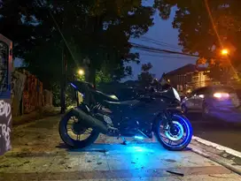 Motor r15 bekas