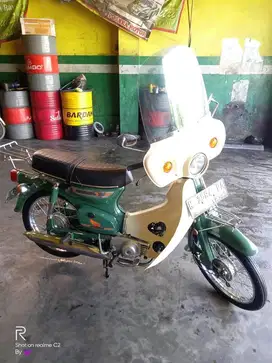 Honda c70 th 84 re paint