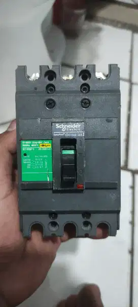 MCCB LISTRIK SCHNEIDER EZC100B 50 AMPER