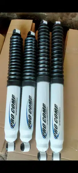 Shock absorber procomp es 9000 buat mobil hardtop SJ 7 Terano