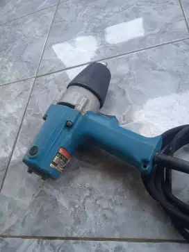 Impact makita 6905B