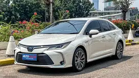 DP MURAH 30 JUTA ! Toyota Corolla Altis 1.8L HYBRID Facelift 2019