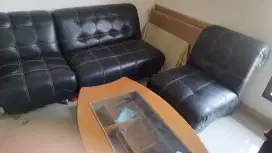 SOFA Cafe dan Ruang Tamu Kulit Hitam Eleganve