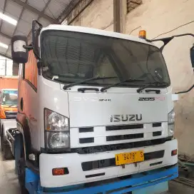 Isuzu Giga FVZ 285ps 6x4 Head Trailer 2017 #truk tractor head