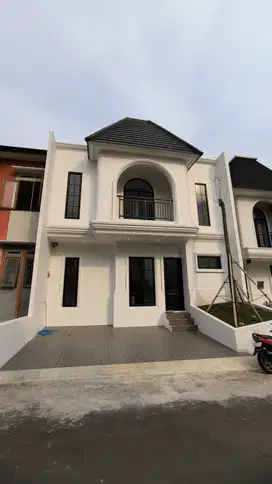 Dijual Rumah Bagus Siap Huni di Nirwana Residence, Jakarta Selatan