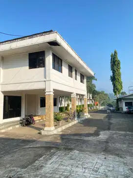 Ex Pabrik Garmen di Parung Kuda, Sukabumi. T.6.300 m2  B.3.362 m2