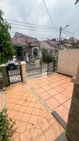 Rumah Regency Melati mas siap pakai