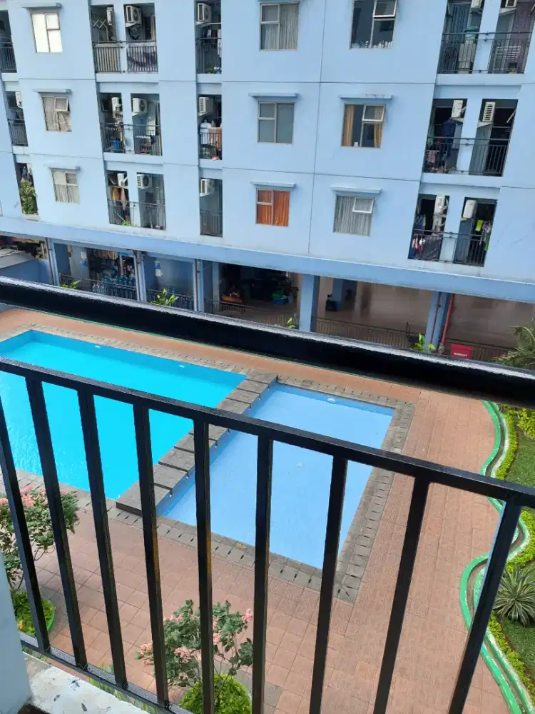 DiJUAL APARTEMEN GREEN PARK VIEW