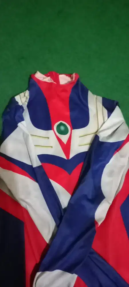 Baju Ultraman Tiga