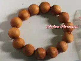 Gelang galih kayu Cendana wangi NTT bit 16mm asli bersertifikat