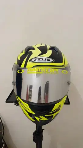 Helm Zeus Full Face