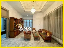 ANA RUMAH UK 10.9X20M LOKASI BAGUS KOMP KAVLING POLRI JELAMBAR