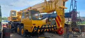 Crane mobile Nissan P&H 40 ton tahun 2012