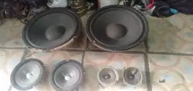 Se paket speaker pasif lawas UK 10 kond hdp mgkn ada yg tertarik kali