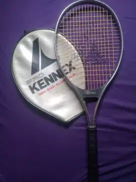 Raket Tenis Pro Lenex