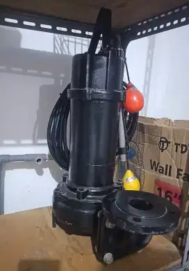 Pompa submersible ebara bekas,berkualitas, 50 DFA 5.75 out 2 in 0,75kw