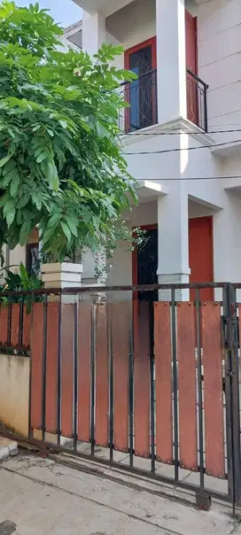 Dijual Rumah di cluster Mediterania Cikunir Jatibening Bekasi. NEGO.