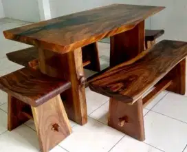 Meja Resto Kayu Utuh Trembesi