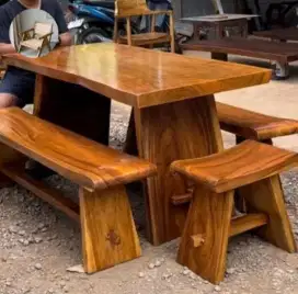 Meja kursi resto kayu utuh