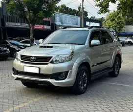 Toyota Fortuner 2.5 VNT TRD 2014  Facelift Pajero sport dakar mux G