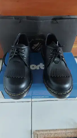 Sepatu fortegoods