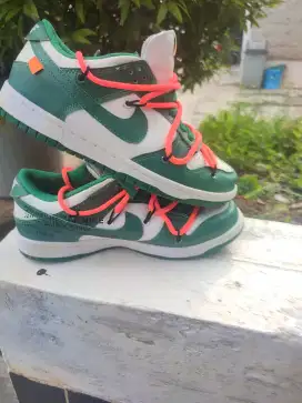 NIKE DUNK X OFF WHITE