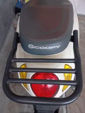 Breket Box Honda Scoopy